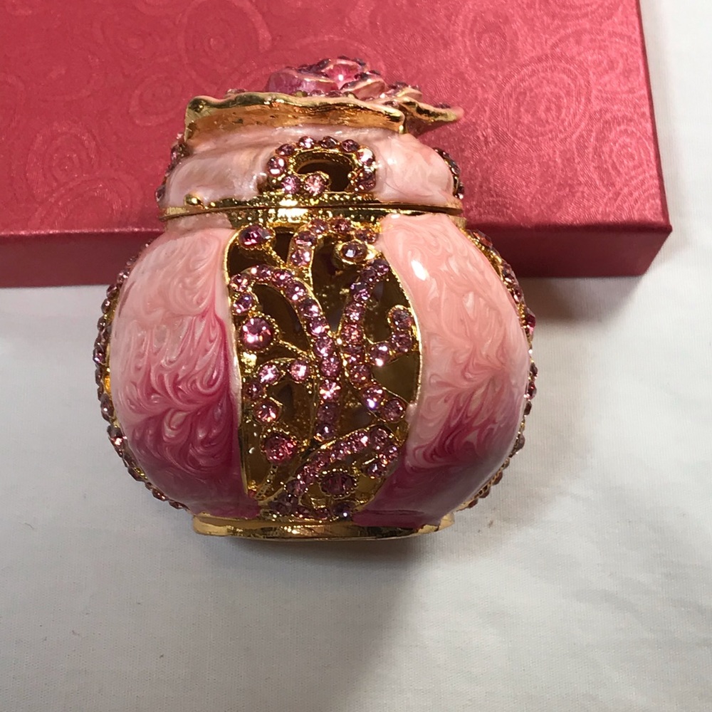 Beautiful Rose Secret box